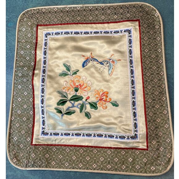 Toss pillow cover silky rayon satin hand embroidery golden square zips closed - Picture 10 of 10